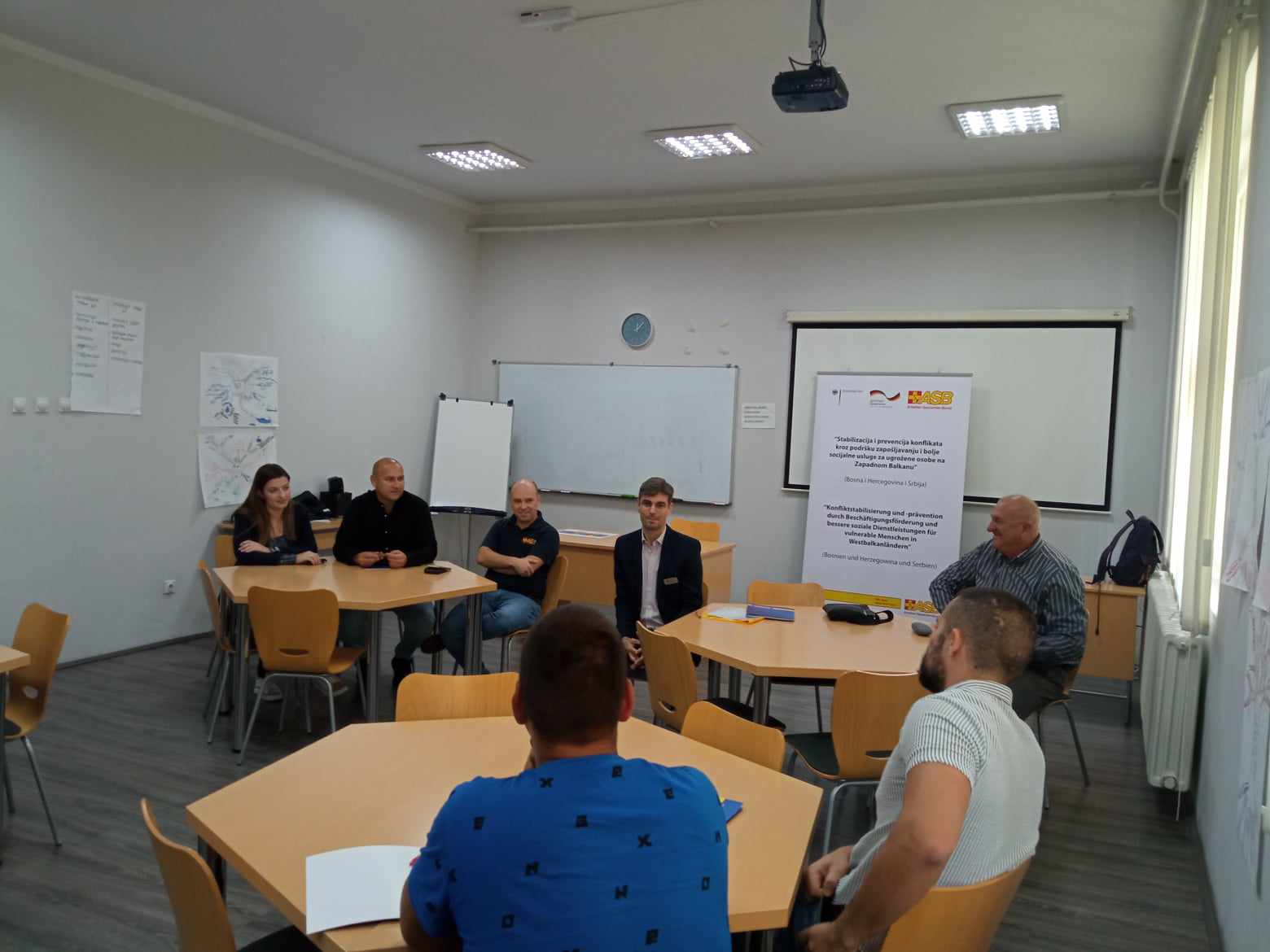 Потписани уговори за набавку пољопривредних машина