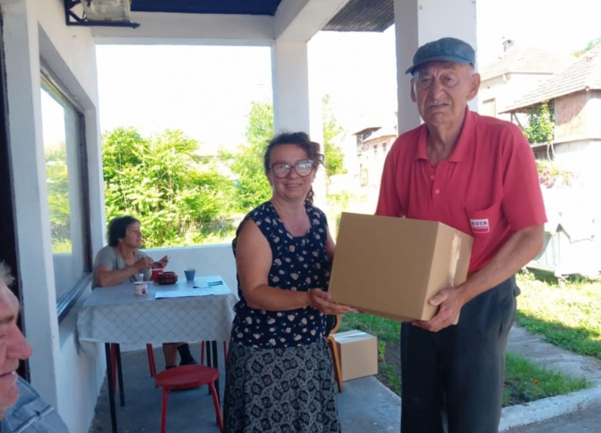 Подељено 396 пакета солидарне помоћи пензионерима са територије општине Књажевац