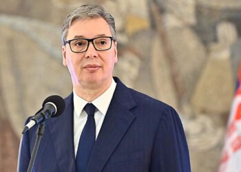 „НЕКО БИ РЕКАО ДА ЈЕ ТО КОСМИЧКА ПРАВДА“ Вучић о анексији Гренланда