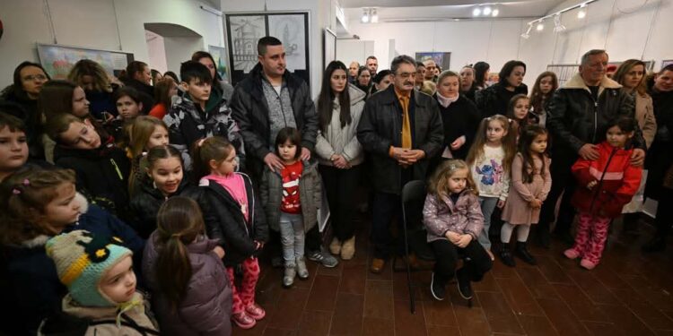 Савиндан у Завичајном музеју у Књажевацу обележен отварањем 35. Дечијег ликовног салона