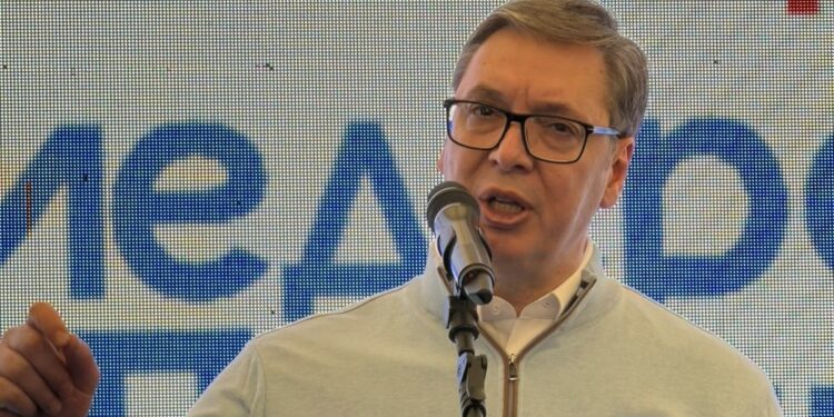Вучић у Смедеревској Паланци: Држава улаже 40 милиона евра у обнову болнице