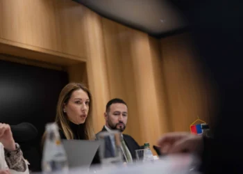 Министарка са директорима НИС-а: Цене горива стабилне упркос притисцима