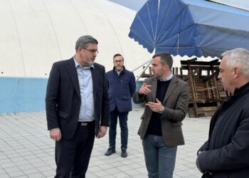 Министар Немања Старовић обишао реконструисани базен СРЦ „Бањица” у Књажевцу