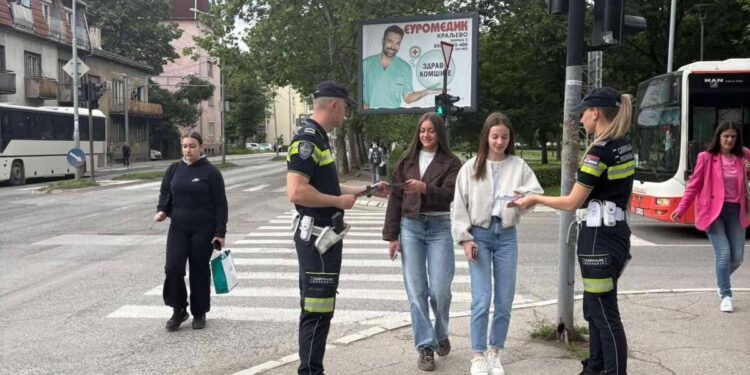 Превентивне акције полицајаца широм Србије