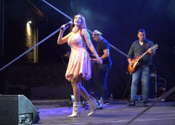 Јована Пајић и Тања Савић спустиле завесу на 65. Фестивал културе младих Србије